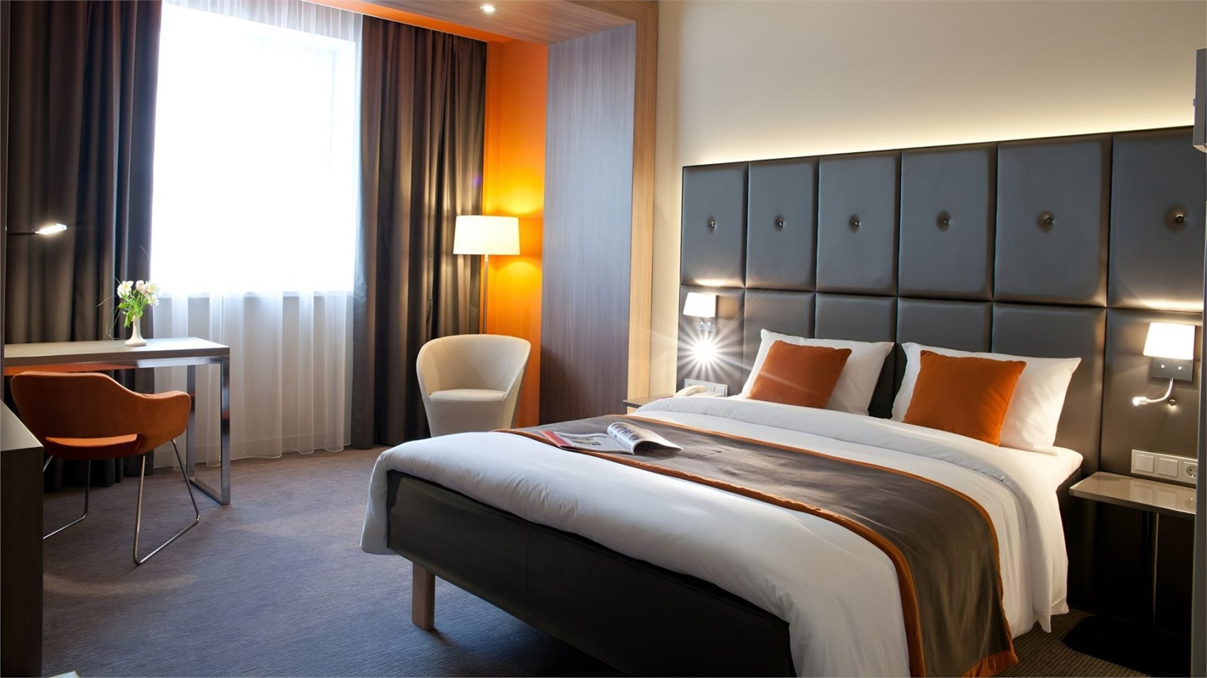 Общий вид отеля Mercure Тюмень Центр